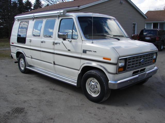 1985 Ford E-Series Van - photo 3