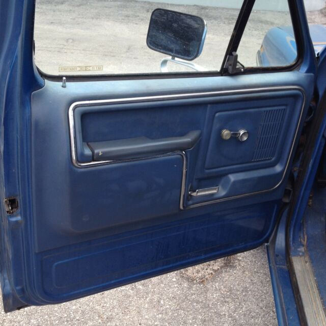 1985 Ford F-150 XL - photo 8
