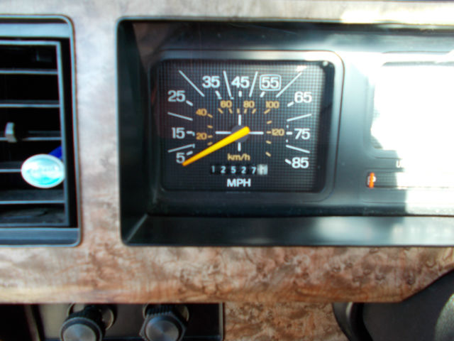 1985 Ford F-150 XLT Lariat Standard Cab Pickup 2-Door - photo 10