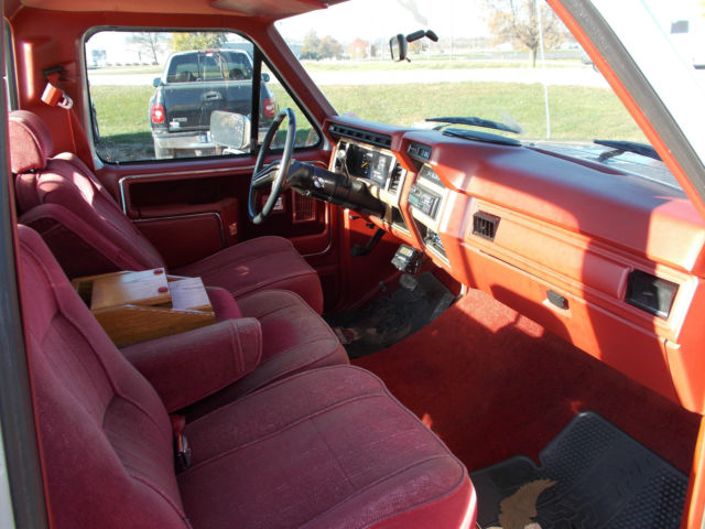 1985 Ford F-150 XLT Lariat Standard Cab Pickup 2-Door - photo 5