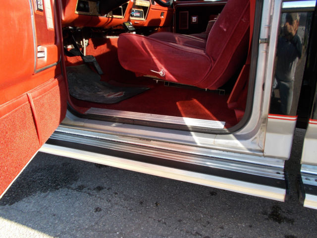 1985 Ford F-150 XLT Lariat Standard Cab Pickup 2-Door - photo 6