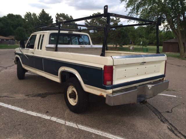 1985 Ford F-250 - photo 2
