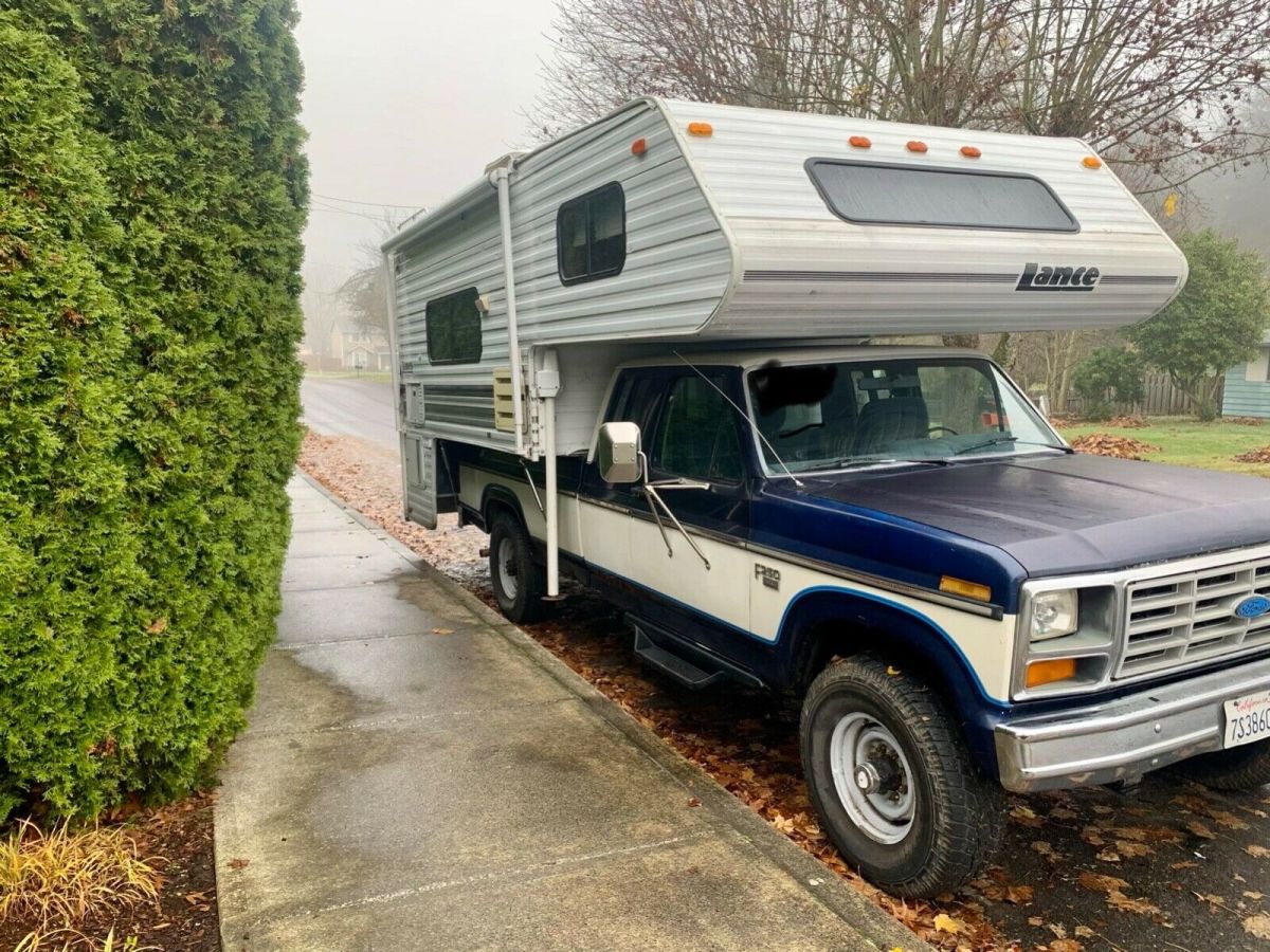1985 Ford F-250 Pickup Blue 4WD Automatic 1985 Ford F-250