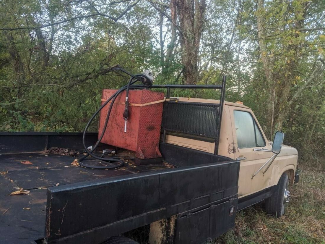 1984 Ford F-350 - photo 3