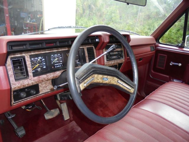 1985 Ford F-150 XLT Explorer Lariat - photo 9