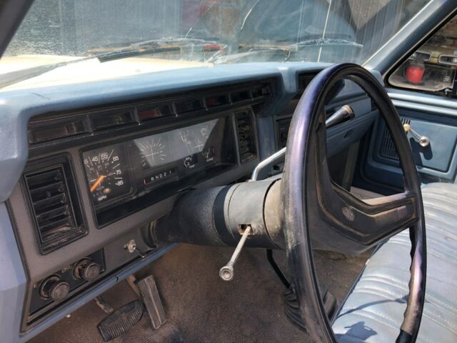 1985 Ford F-250 - photo 11