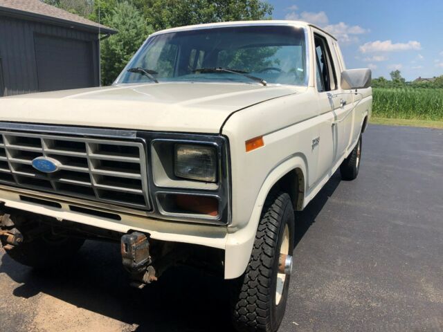 1985 Ford F-250 - photo 4