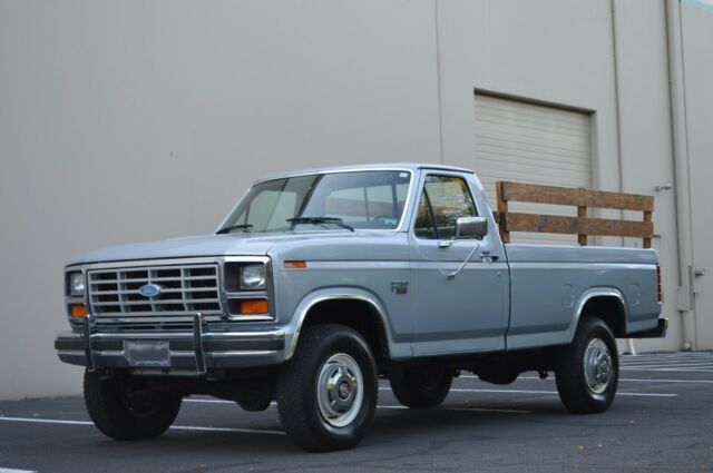 1985 Ford F-250 - photo 2