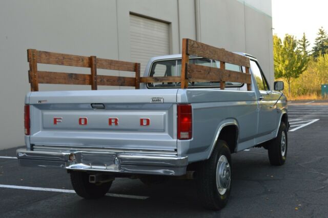 1985 Ford F-250 - photo 6