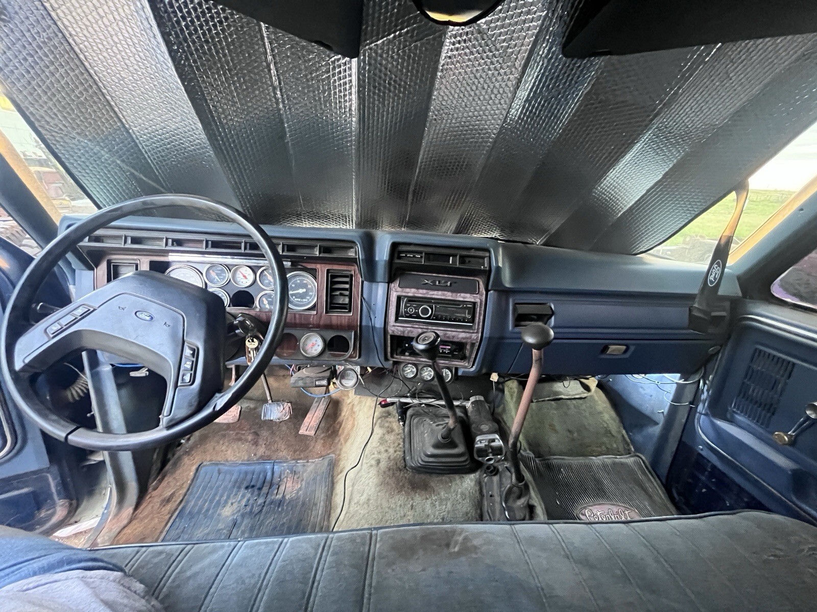 1985 Ford F-350 - photo 7