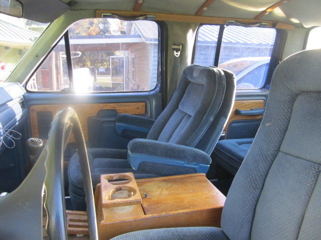 1985 Ford F-350 STARCRAFT F350 - photo 4