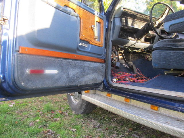 1985 Ford F-350 STARCRAFT F350 - photo 8