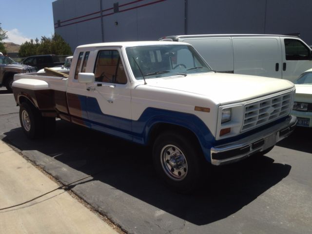 1985 Ford F350 ext cab Dually 429 4sp. - Limited Edition / World Shipping 1985 Ford F-350