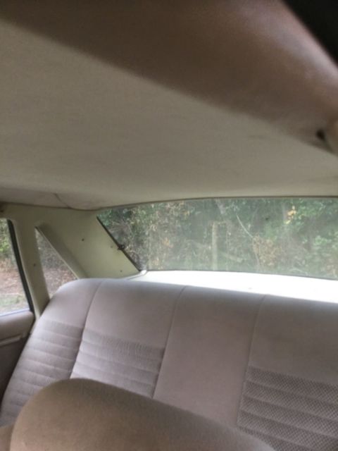 1985 Ford LTD 4 Door - photo 11