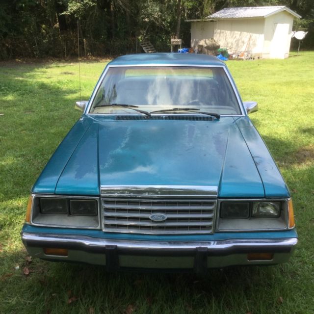 1985 Ford LTD 4 Door - photo 2