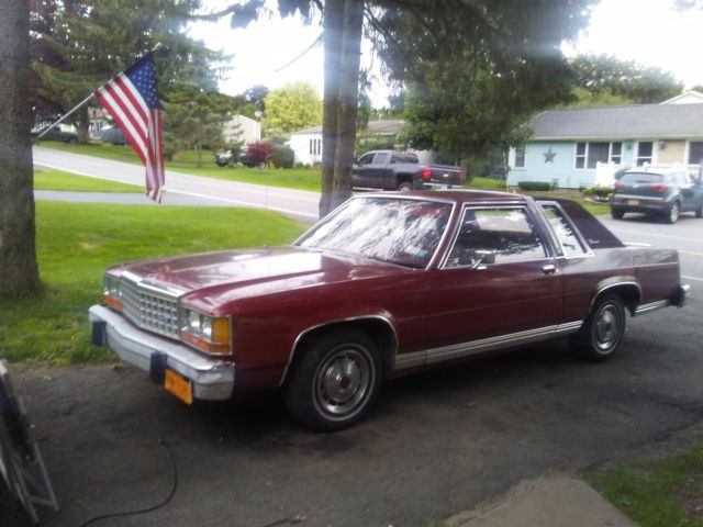 1985 Ford Crown Victoria red - photo 11