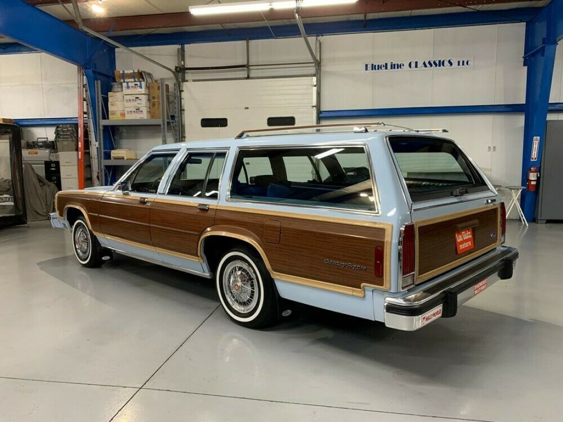 1985 Ford Crown Victoria LTD Wagon - photo 2