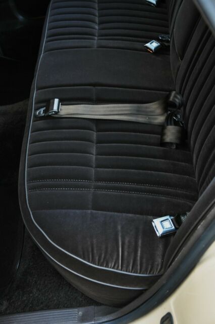 1985 Ford Crown Victoria - photo 13