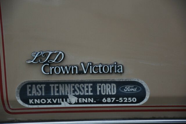 1985 Ford Crown Victoria - photo 8