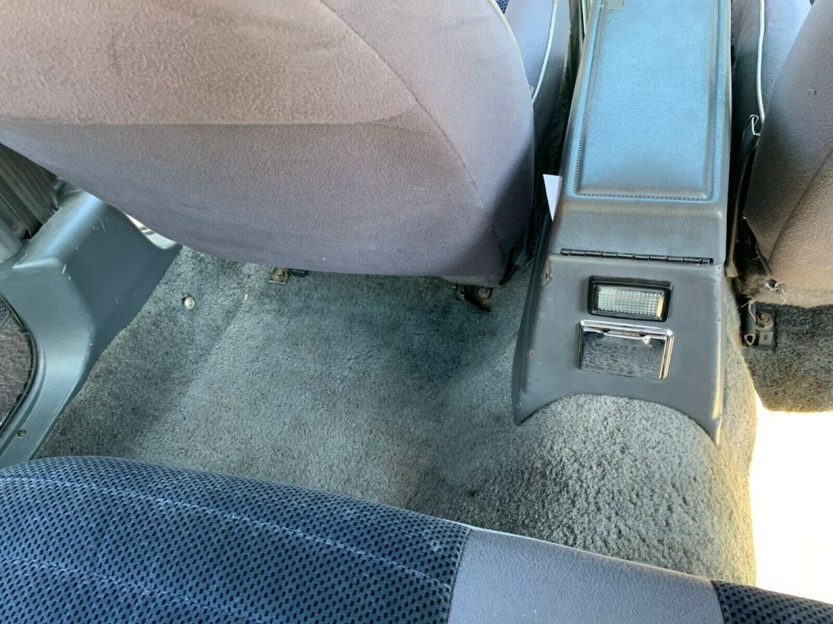 1985 Ford LTD - photo 13