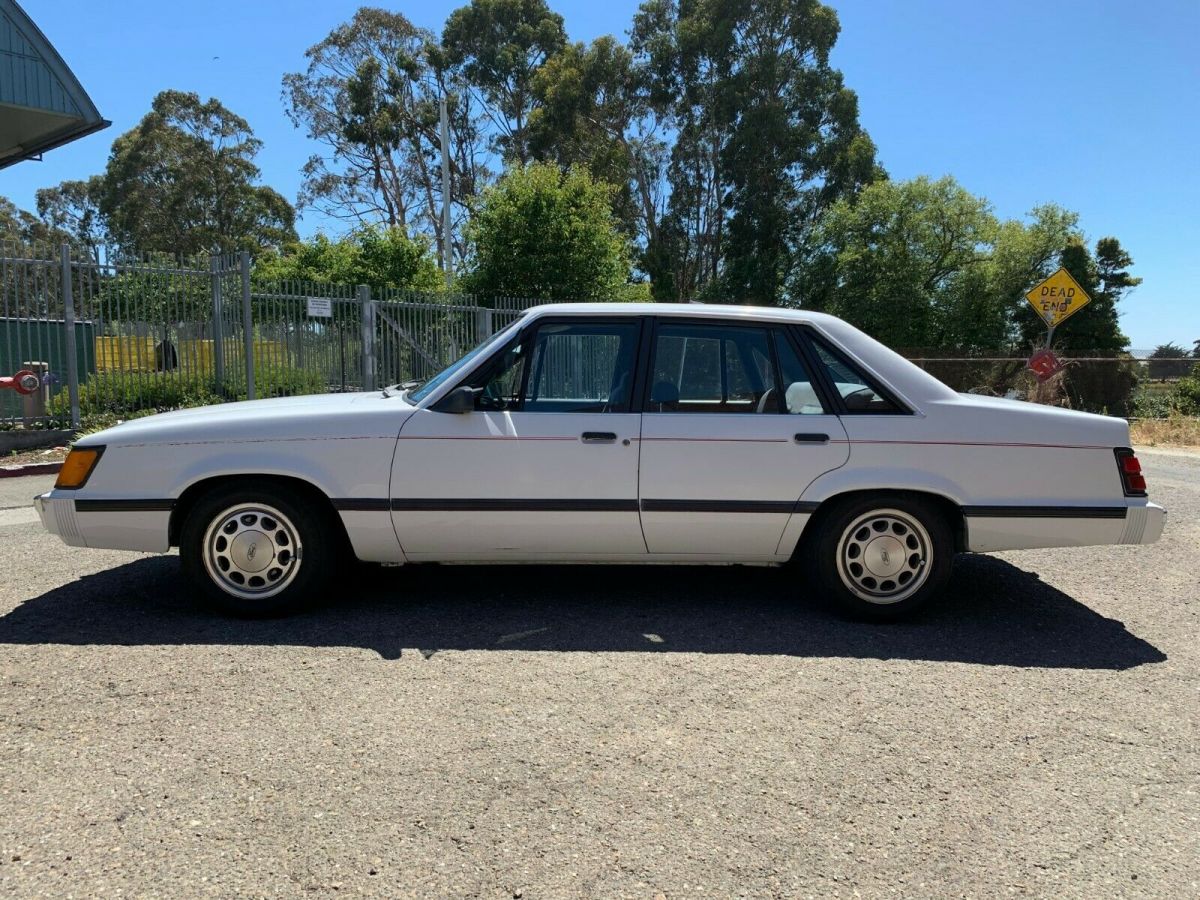 1985 Ford LTD - photo 4