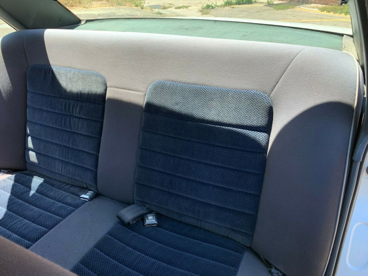 1985 Ford LTD - photo 9