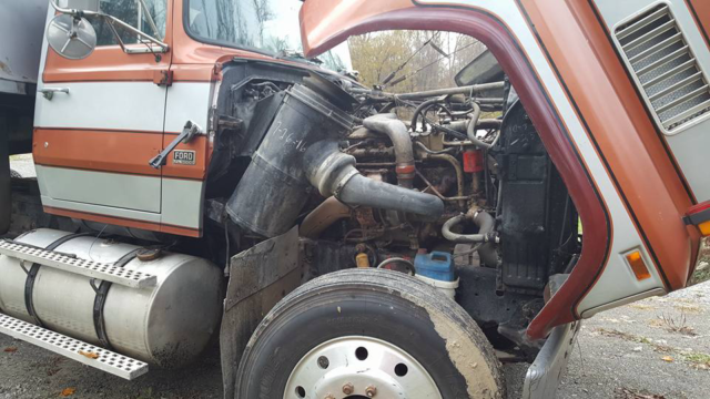 1985 Ford LTL9000 - photo 11