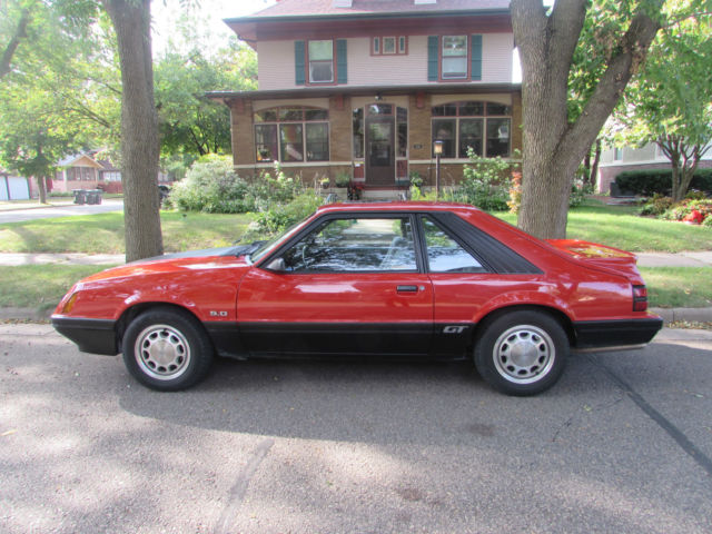 1985 Ford Mustang 5.0 GT, 26,050 orig. mi.Collector W/ Carfax, Exterior restored 1985 Ford Mustang GT 5.0