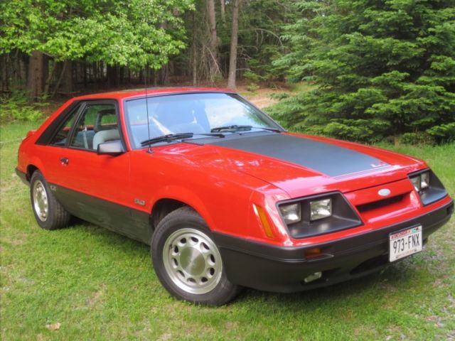 1985 Ford Mustang GT 5.0 - photo 12