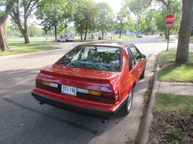 1985 Ford Mustang GT 5.0 - photo 5