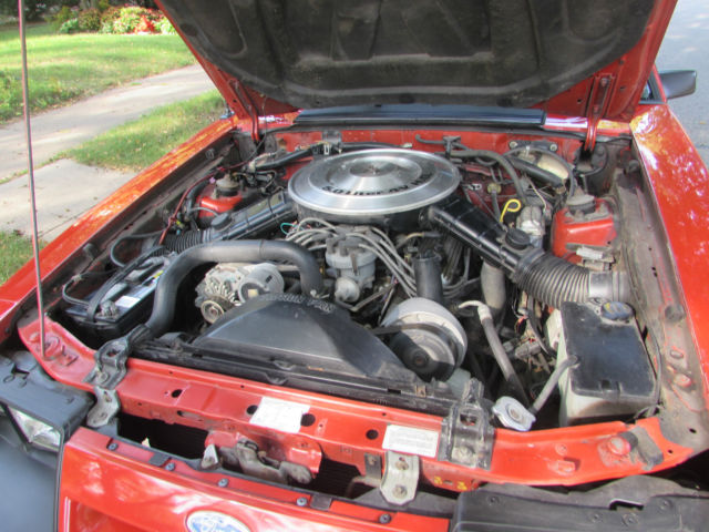 1985 Ford Mustang GT 5.0 - photo 8
