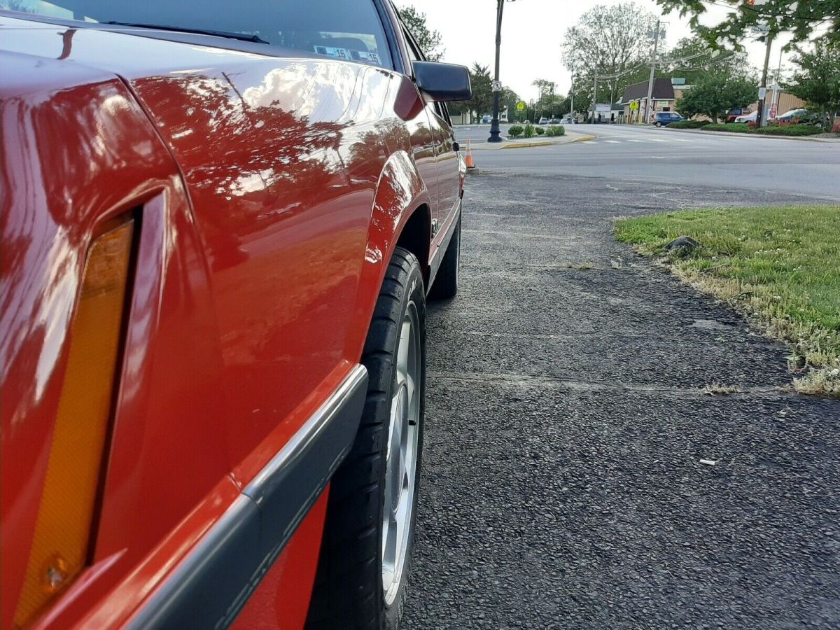 1985 Ford Mustang GT - photo 8