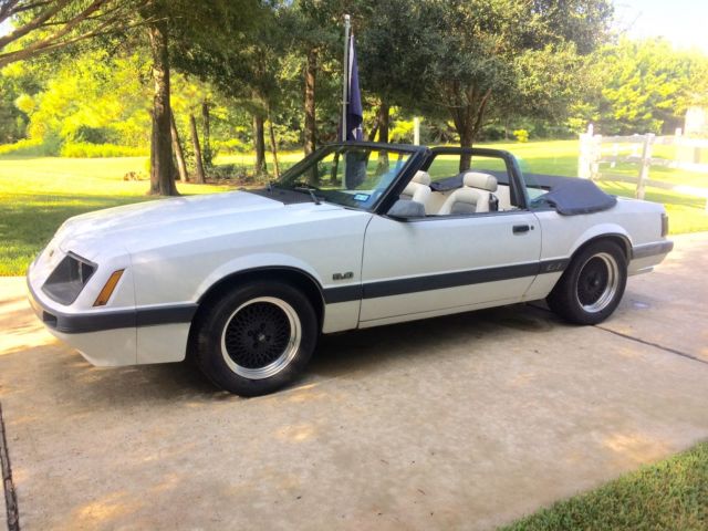 1985 Ford Mustang GT Convertible Saleen Wheels 40 McIntosh Stereo MOMO 1985 Ford Mustang GT Convertible