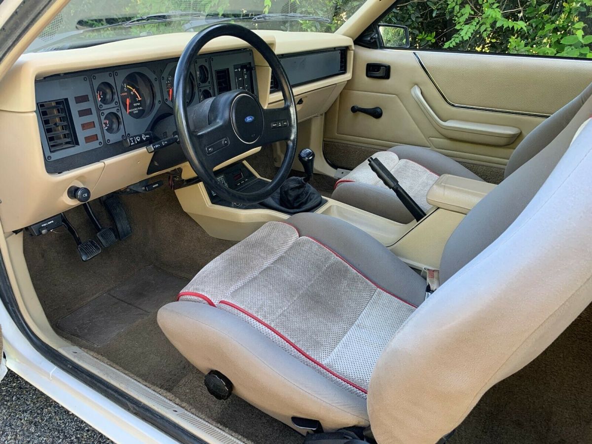 1985 Ford Mustang - photo 10