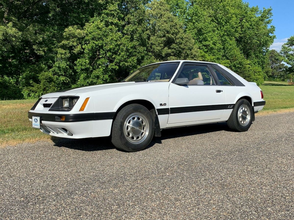 1985 Ford Mustang - photo 3