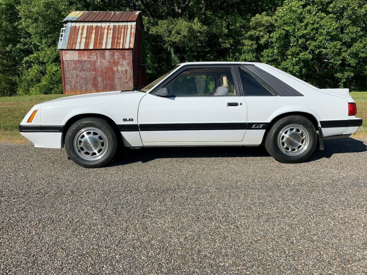 1985 Ford Mustang - photo 4