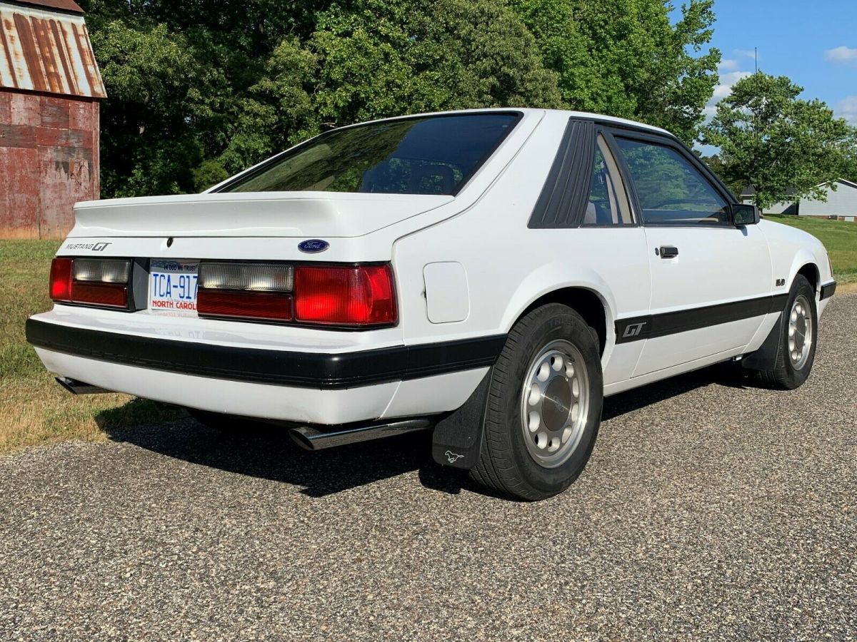 1985 Ford Mustang - photo 7