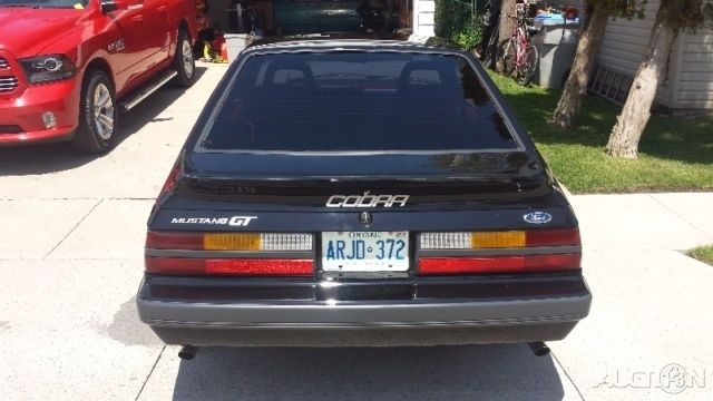 1985 Ford Mustang GT - photo 3