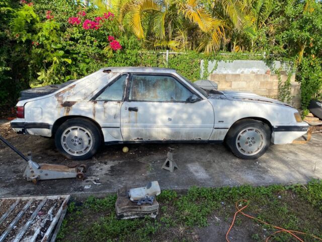 1985 Ford Mustang SVO
