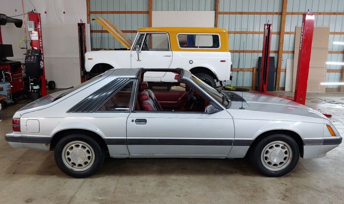 1985 Ford Mustang LX - photo 3