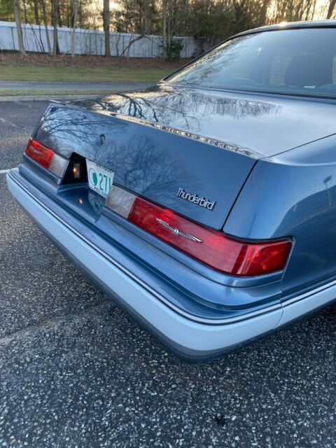 1985 Ford Thunderbird Elan, Anniversary - photo 4