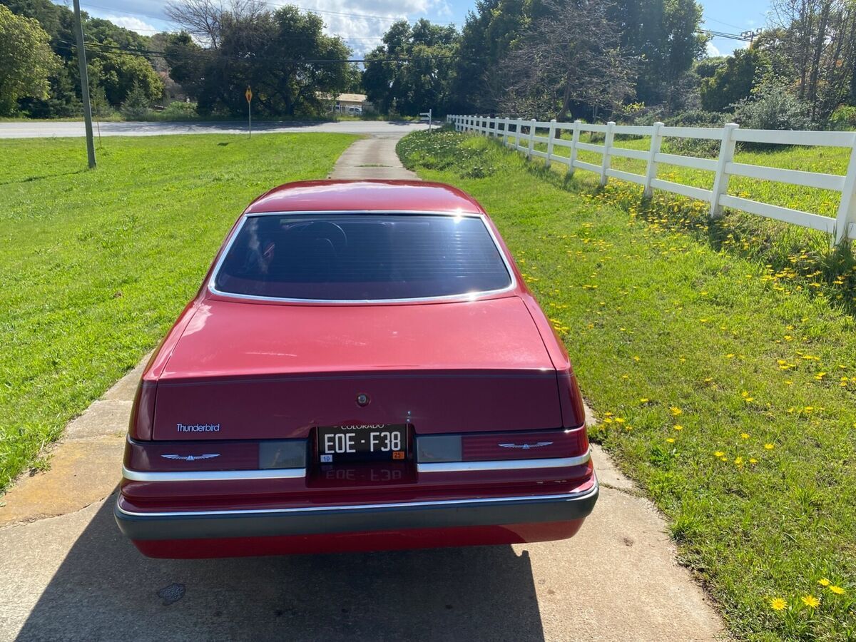 1985 Ford Thunderbird - photo 8