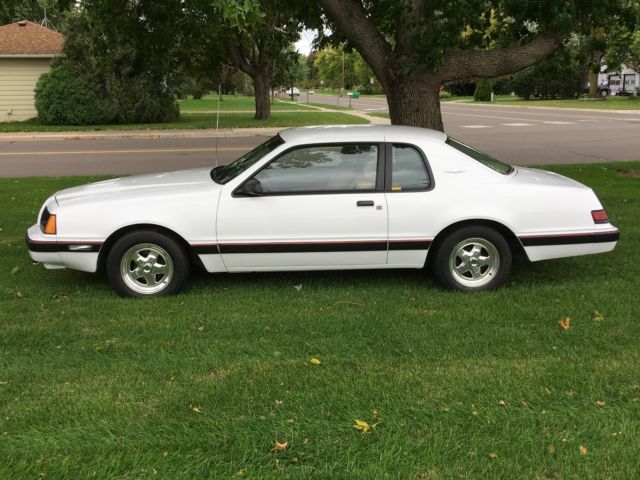 1985 Ford Thunderbird - photo 2