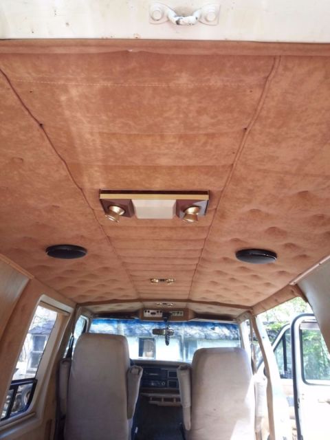 1985 Ford E-Series Van - photo 11