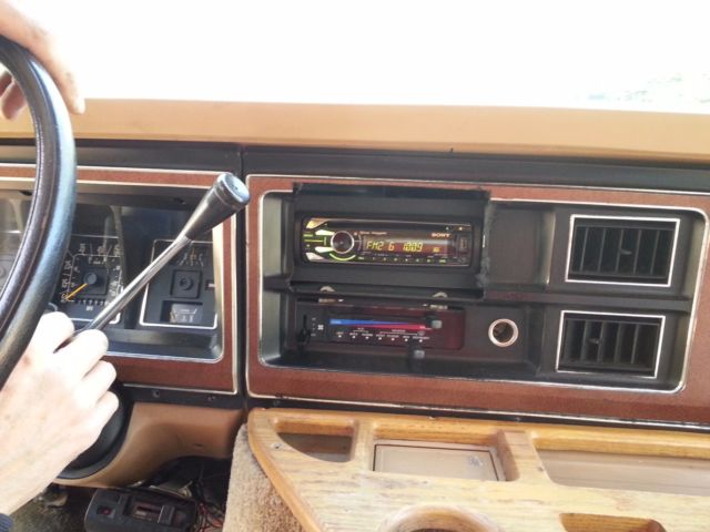 1985 Ford E-Series Van - photo 9