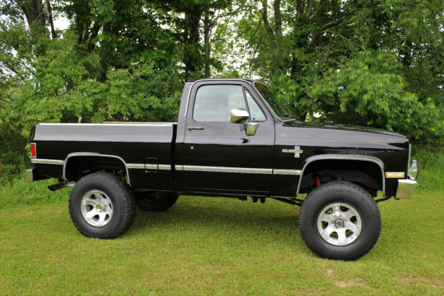 1985 Chevrolet C/K Pickup 1500 - photo 12