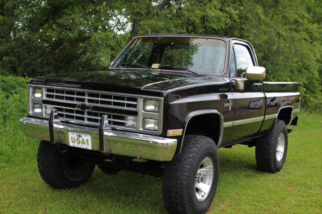 1985 Chevrolet C/K Pickup 1500 - photo 7