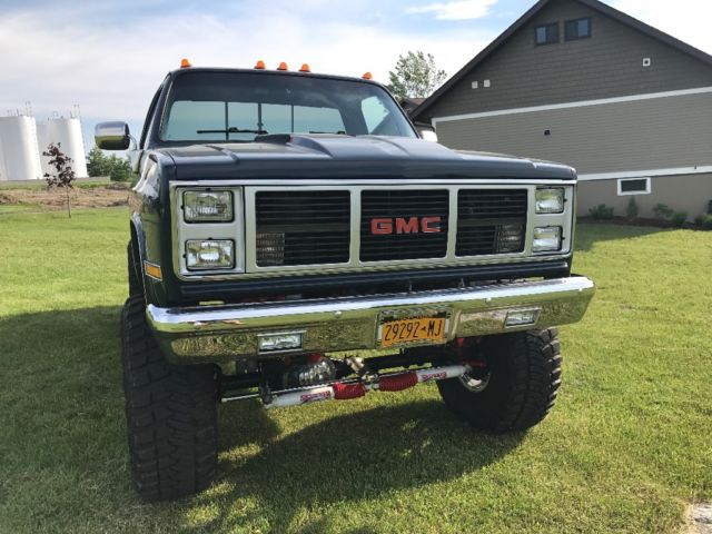1985 GMC Sierra 2500 - photo 11