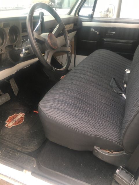 1985 GMC Sierra 2500 - photo 3