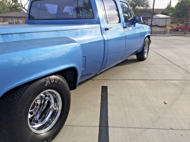 1985 GMC 3/4 ton 4 door custom dully - photo 12